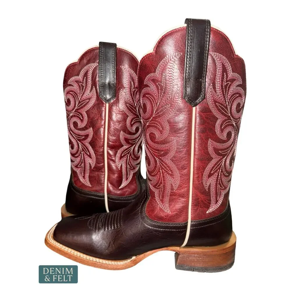Ariat •	brand 	•	style